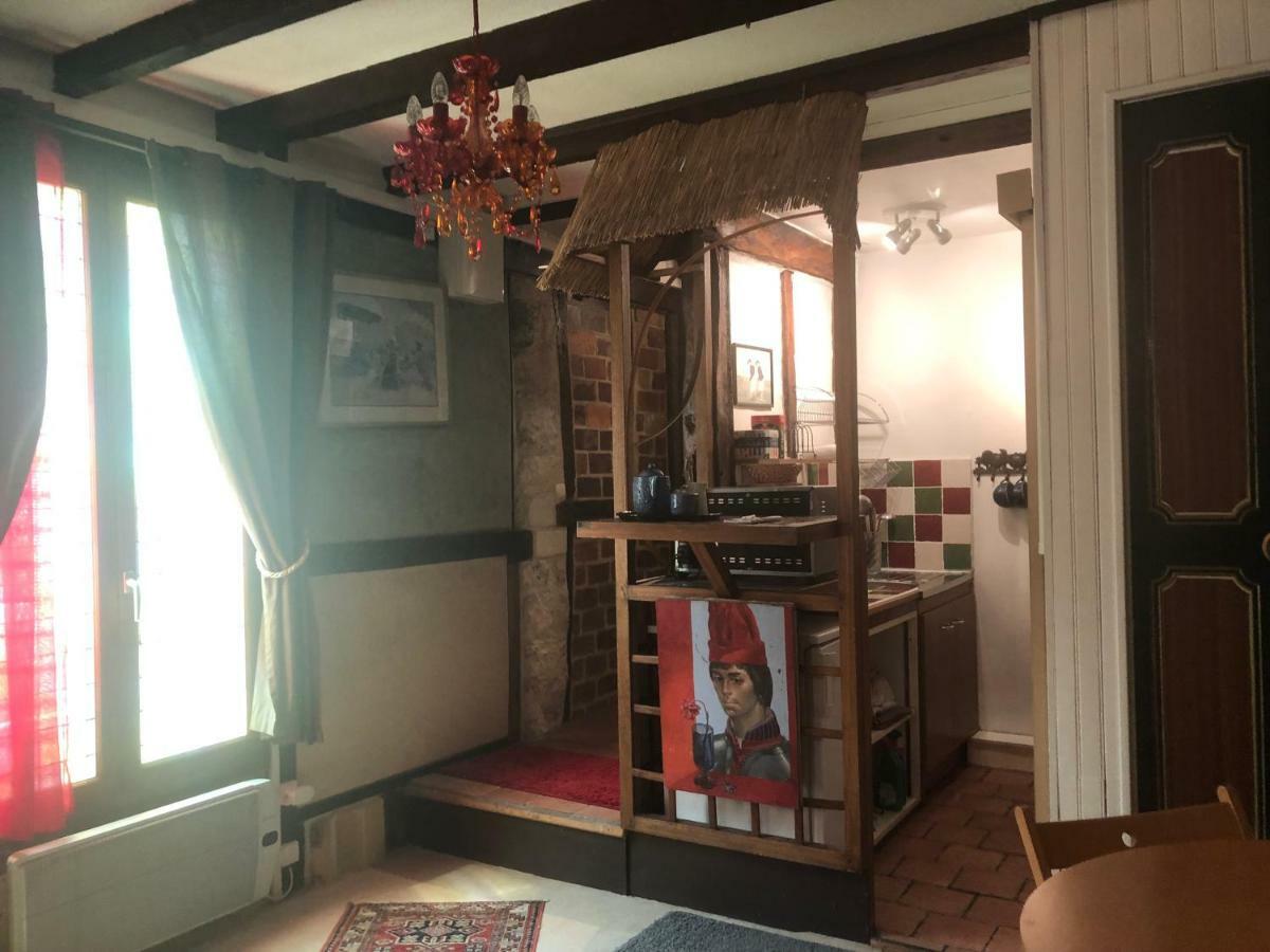 Tim's Secret Place Apartment *